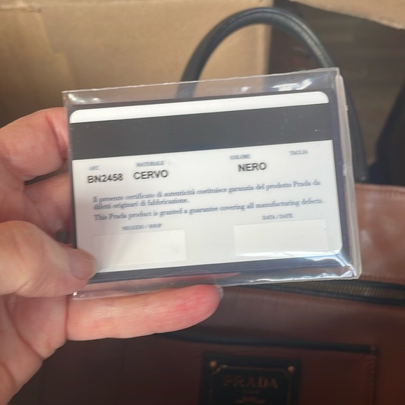 🛍HOST PICK🛍Beyond Stunning all Leather Prada Bag - Picture 10 of 16